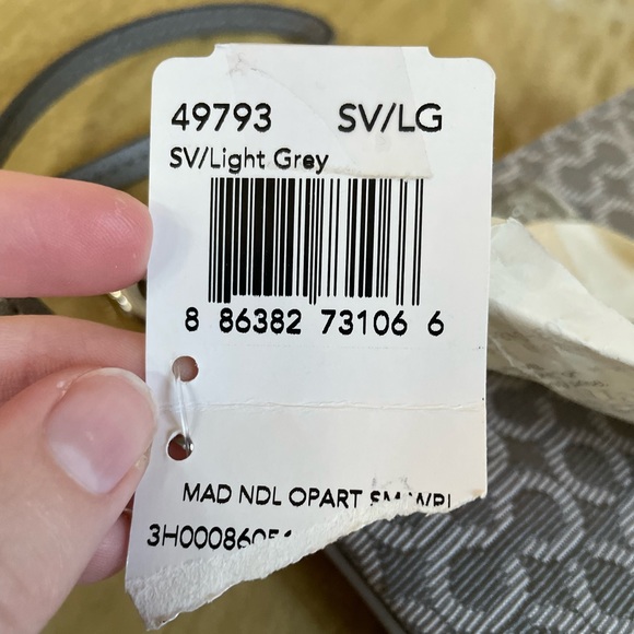 Coach wristlet - Picture 7 of 7